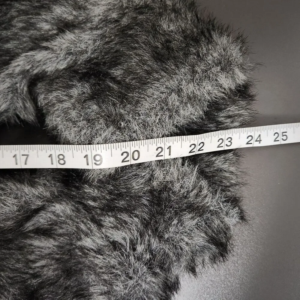 Cherokee Girls Gray Faux Fur Sleeveless Open Front Vest Size XL (14/16)